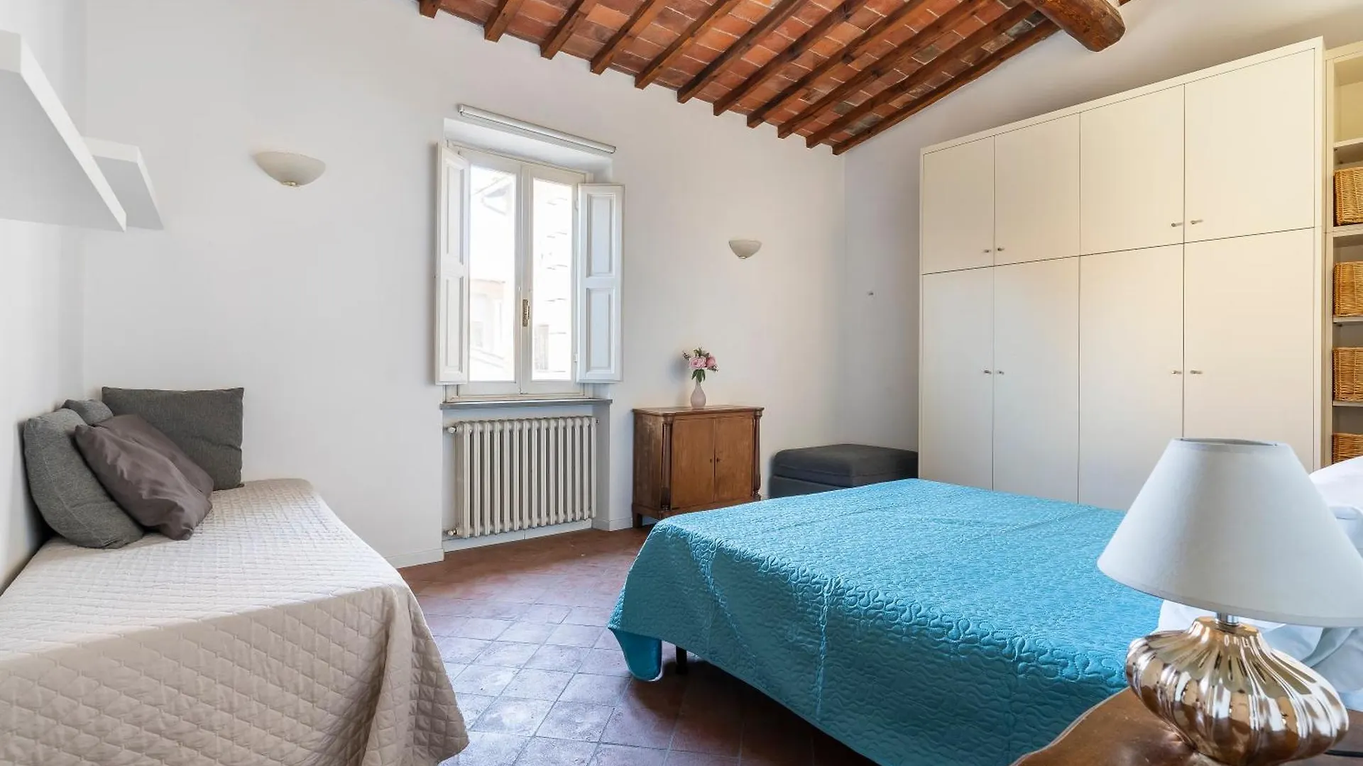 Porta Rossa Apartment Florence