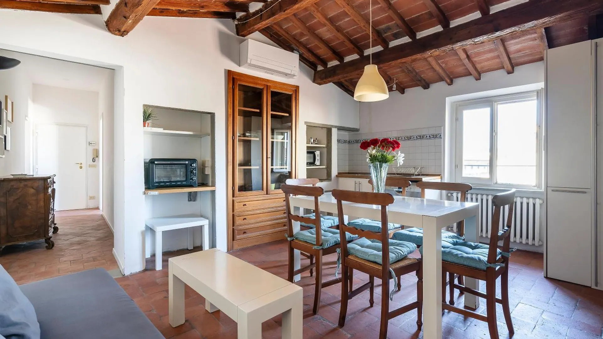 Porta Rossa Apartment Florence