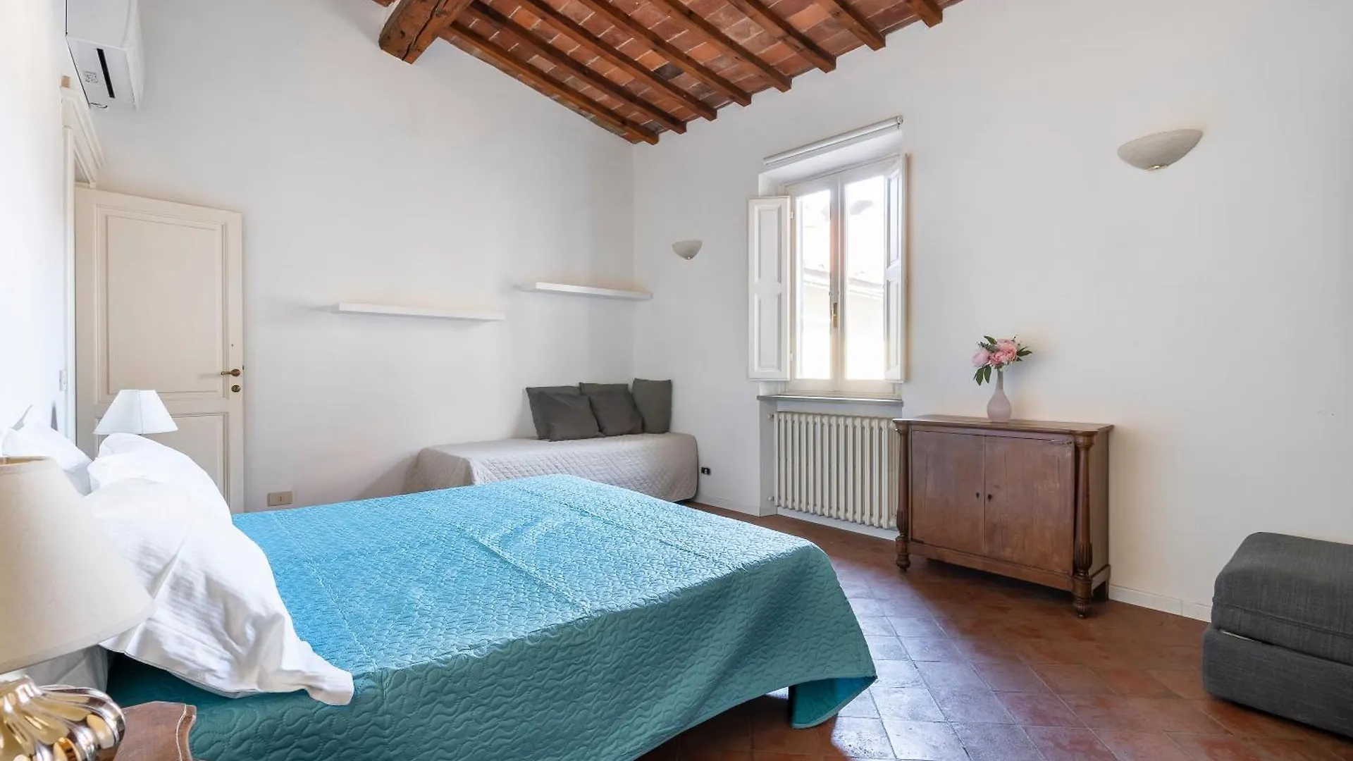 Porta Rossa Apartment Florence 0*,  Italy