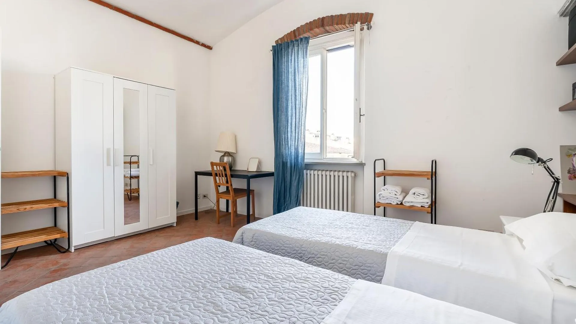 Porta Rossa Apartment Florence