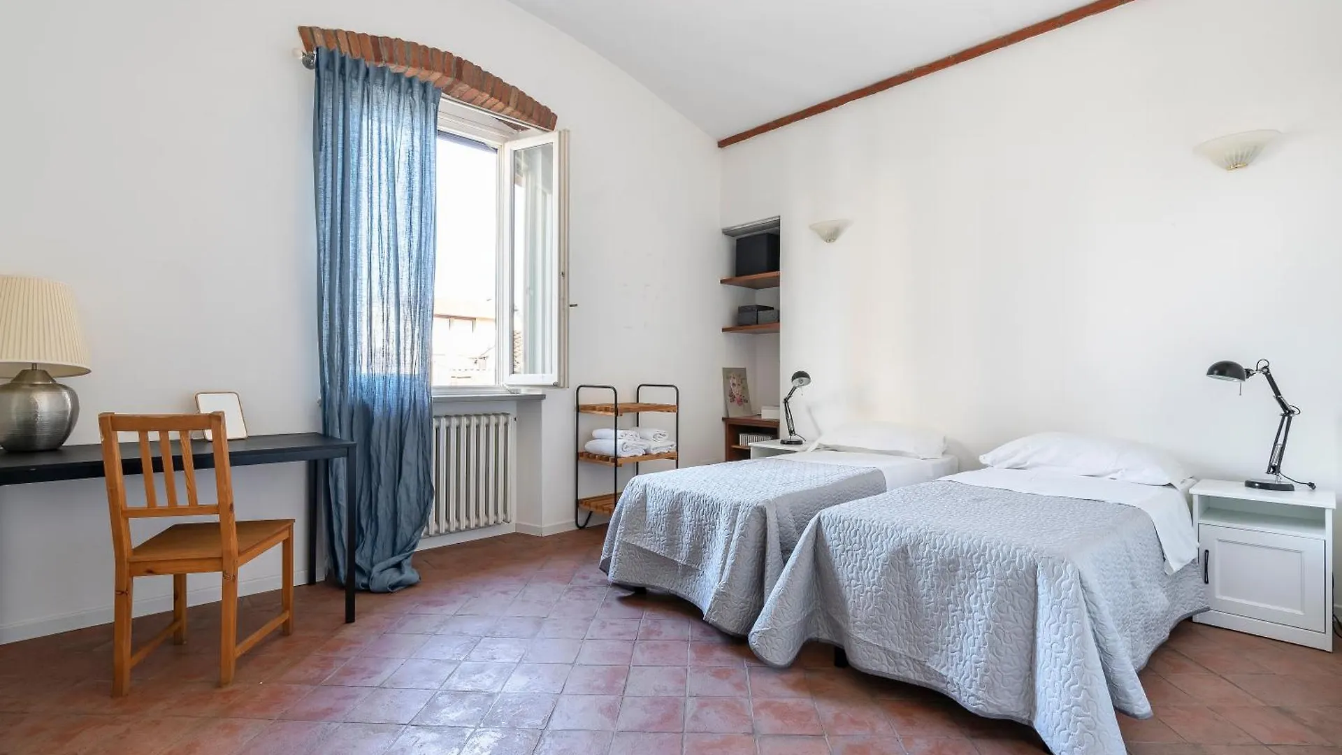 Porta Rossa Apartment Florence